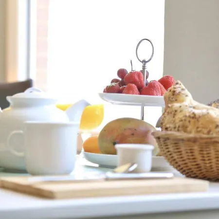 Luettje Bernstein וגנרוגה